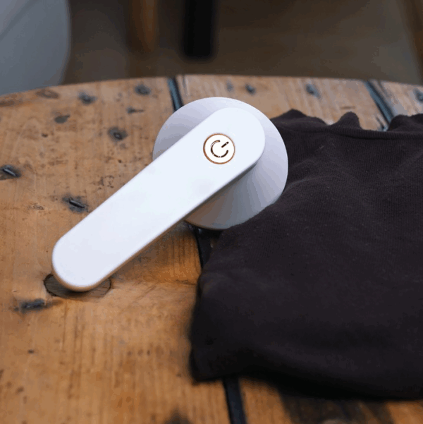 LintLess Pro - Elektrisk Fnugfjerner - Hvid - tech-shoppen.dk