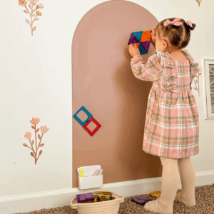 KidsBoard - Kreativ Magnettavle til børn - Karamelbrun - Tech-shoppen.dk